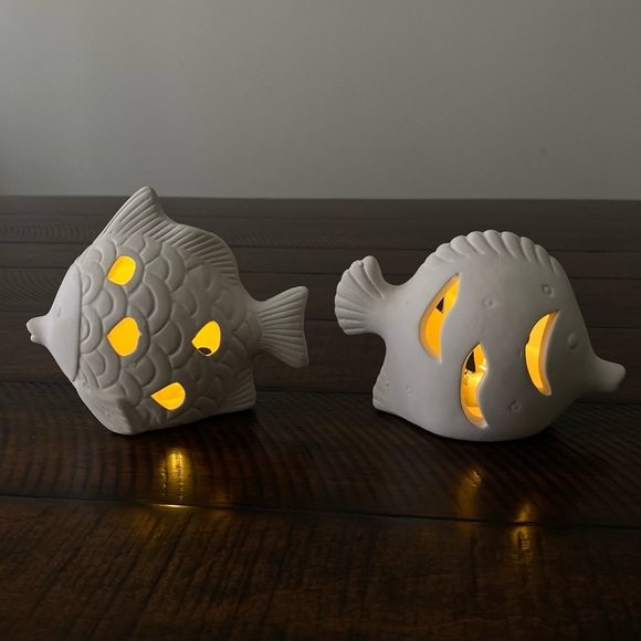 Set of 2 Light-up Ceramic Fish for Nautical Decor Customizable/ Paintable - Picture 4 of 13